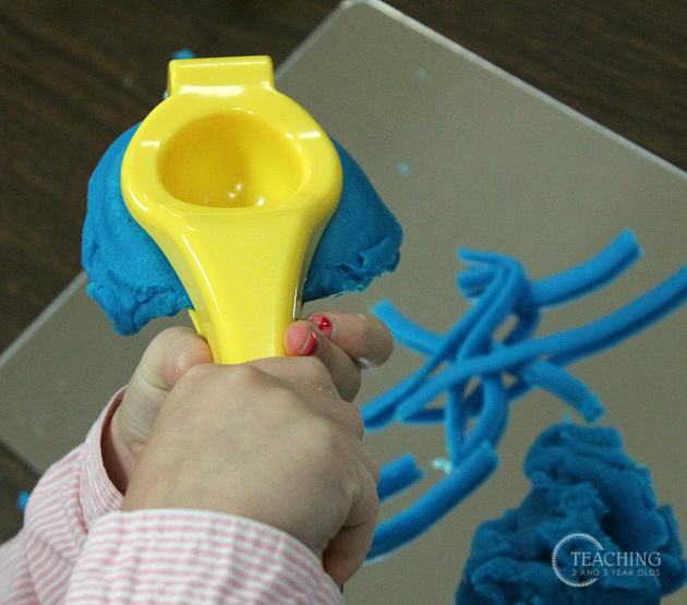 fine motor strengthening with play dough