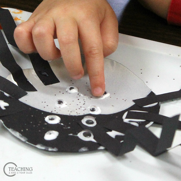 How to Make a Fun Preschool Spider Craft Using a Salad Spinner