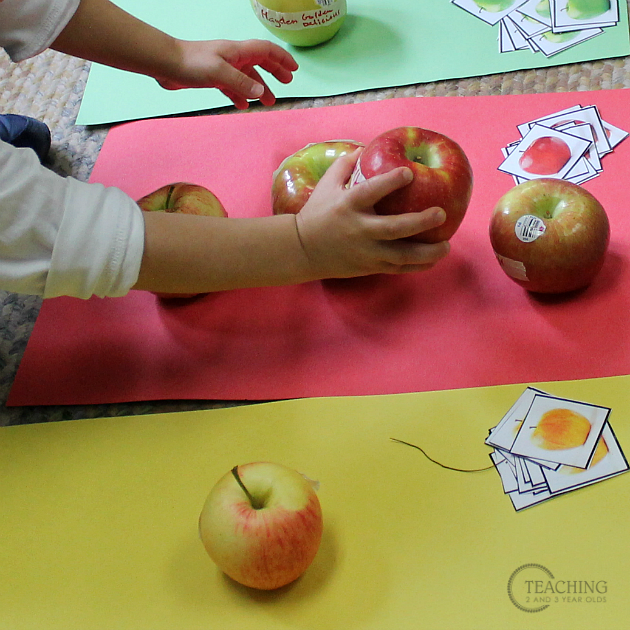 Easy Applesauce Recipe that Preschoolers Can Make