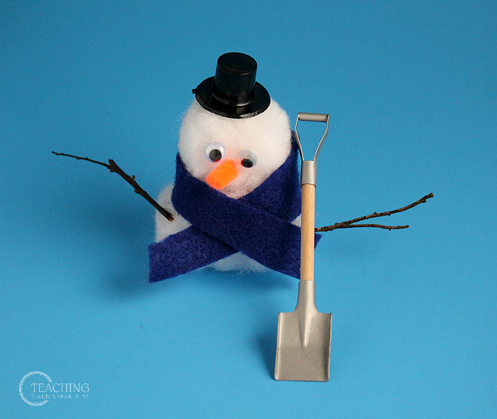 Cute Snowman Craft with Pom Poms