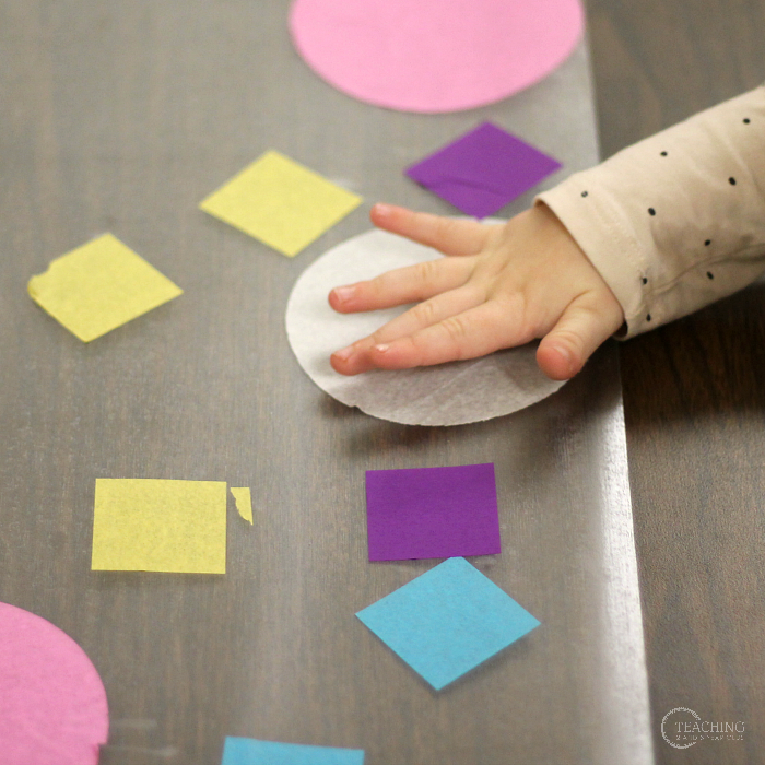 Here's a Quick Way to Strengthen Toddler Fine Motor Skills