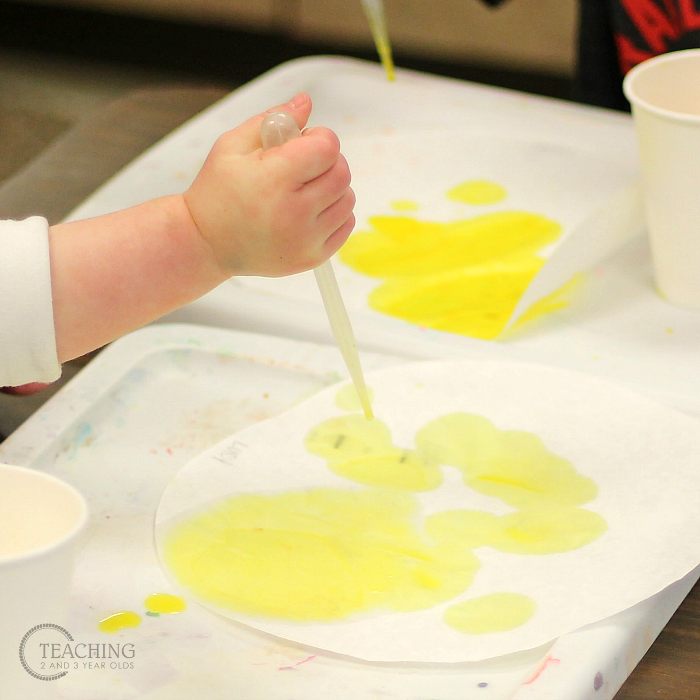 Fun Chick Spring Activity for Toddlers and Preschoolers