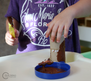 How to Make a 3-Dimensional Apple Tree Art Using Paper Tubes