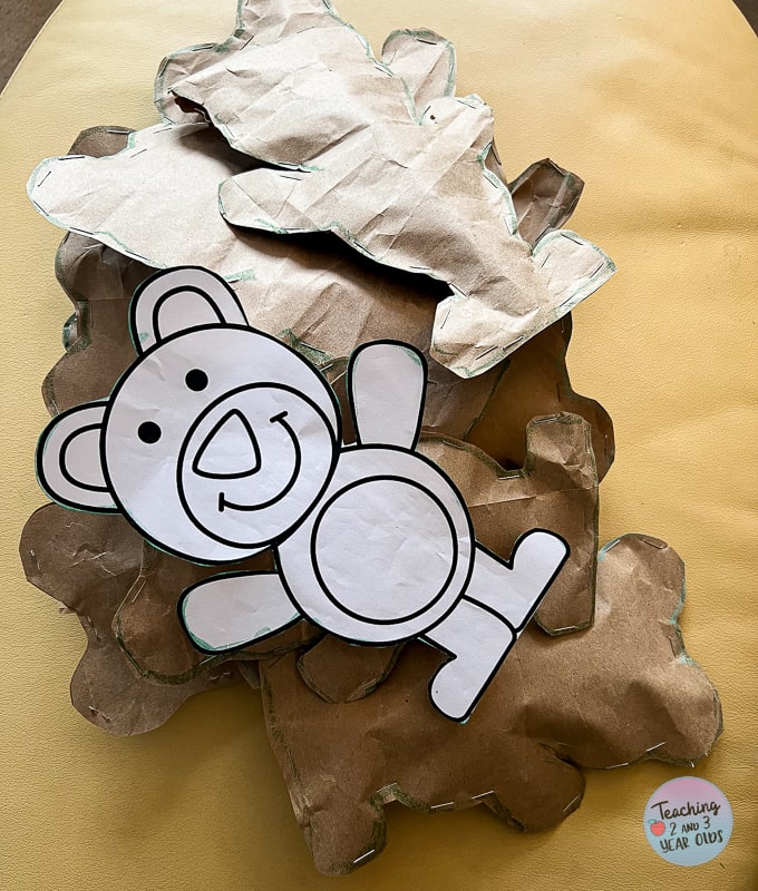 Toddler and Preschool Bear Craft for Winter Hibernation