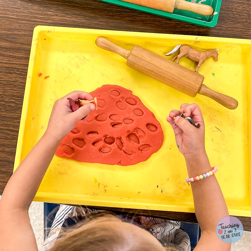 farm animals playdough activity