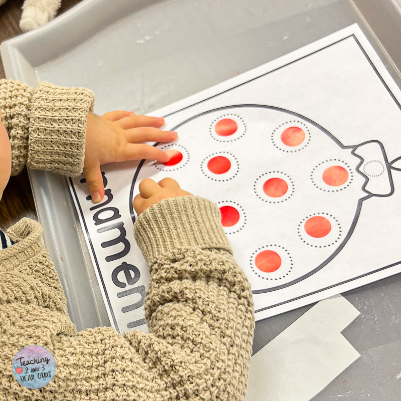 Christmas dot sticker ornament activity for toddlers
